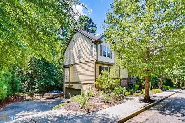Photo - 1655 Habershal Dr NW