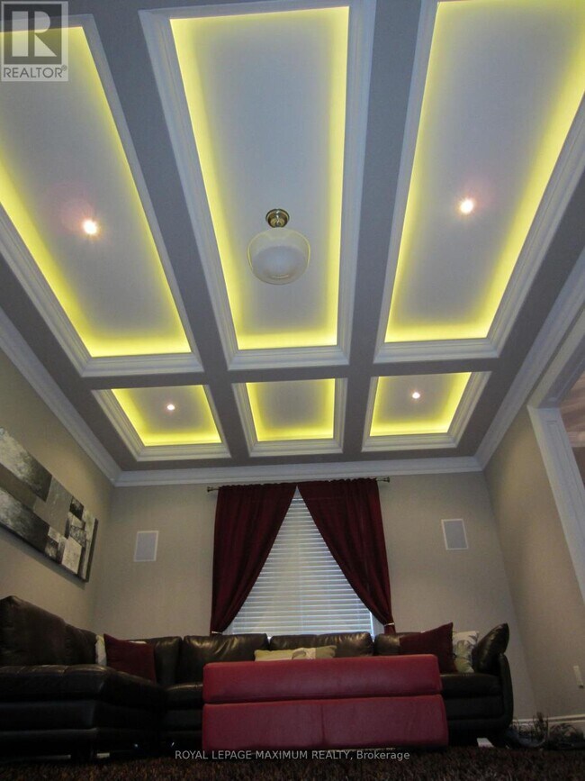 Photo - 16 Orion Ave