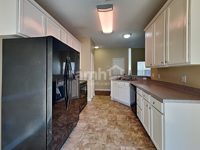 Photo - 3 Joggins Dr