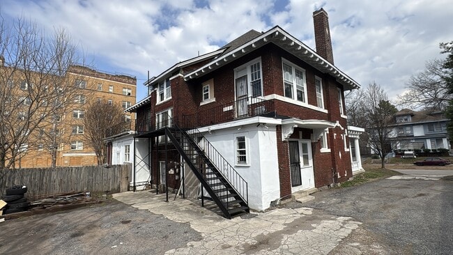 Photo - 157 Stonewall St