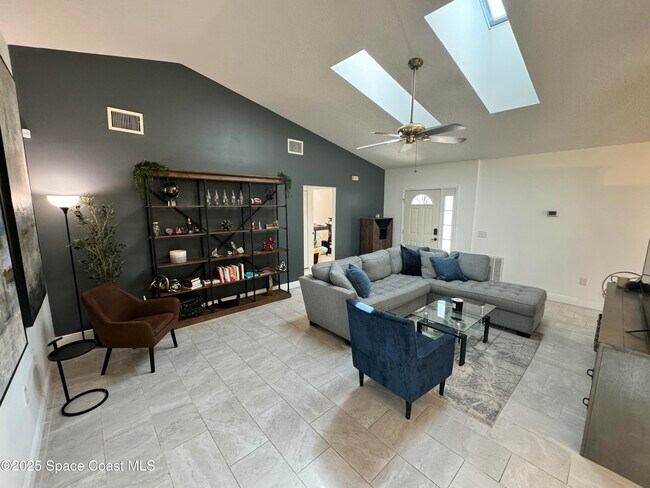 Photo - 1436 Brook Dr