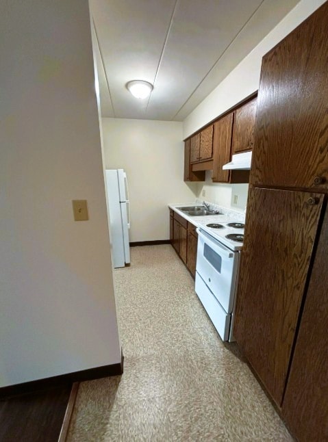 Photo - 2045-2151 Meadow Ln