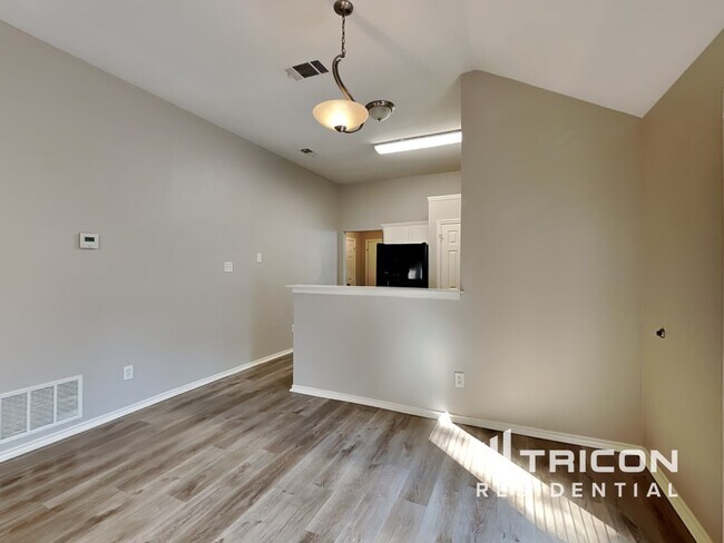 Photo - 352 N Beltwoods Dr