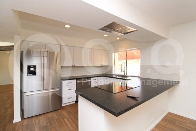 Photo - 7702 N Dreamy Draw Dr