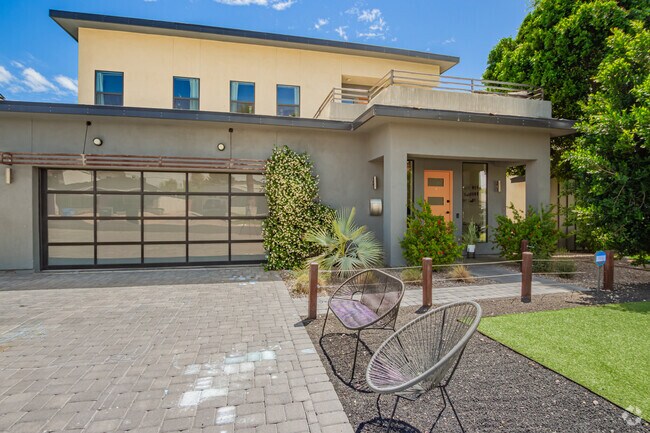 Building Photo - 4413 E Montecito Ave Rental