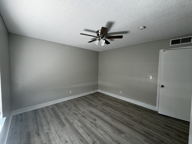 Photo - 13340 Horizon Blvd