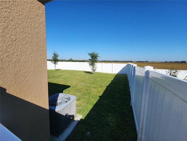 Photo - 636 Daring Dr