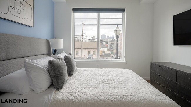 Photo - 1801 Patterson St Unidad 418
