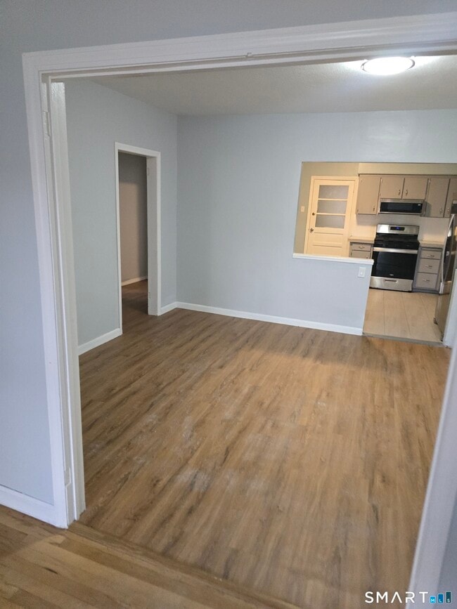 25 Curtin St Unit 1