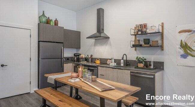 Photo - 144 Addison St Unidad 206S