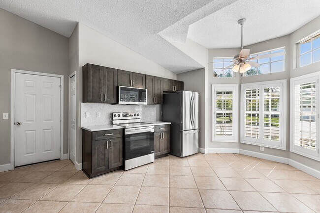 4011 Levonshire Pl