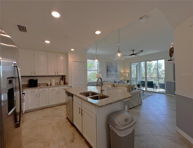 Photo - 14091 Heritage Landing Blvd Unit 121