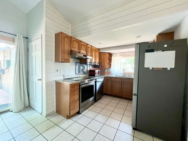 Photo - 13100 Julian Ct