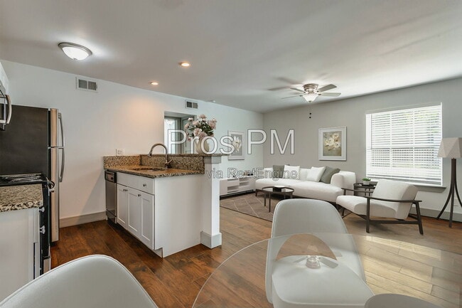 4633 Fairmount St Unit 113