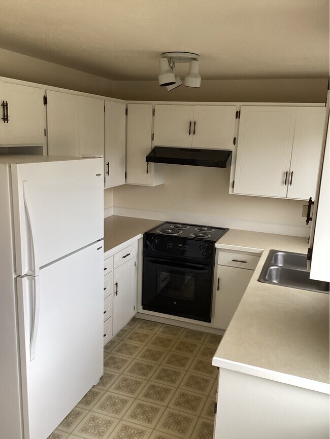 Photo - 912 SW 11th St