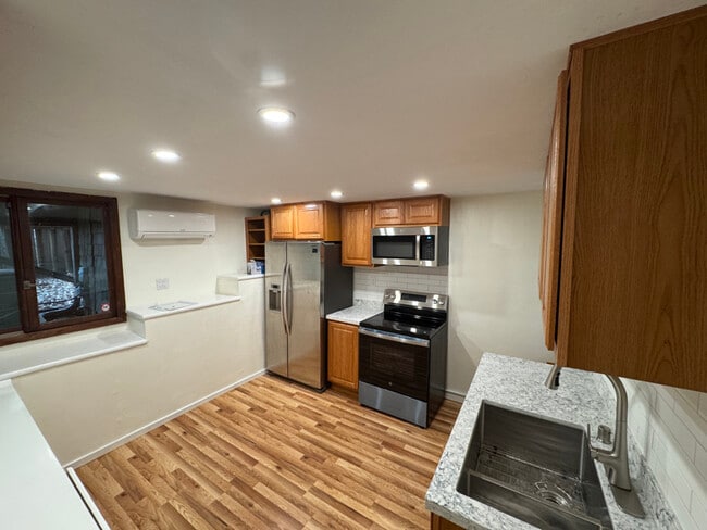 Building Photo - 5730 Merriewood Dr Rental