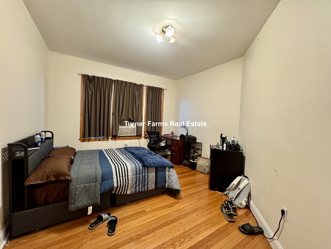 Photo - 47 Orkney Rd Apartments