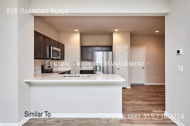 Photo - 828 Oakmont Pl