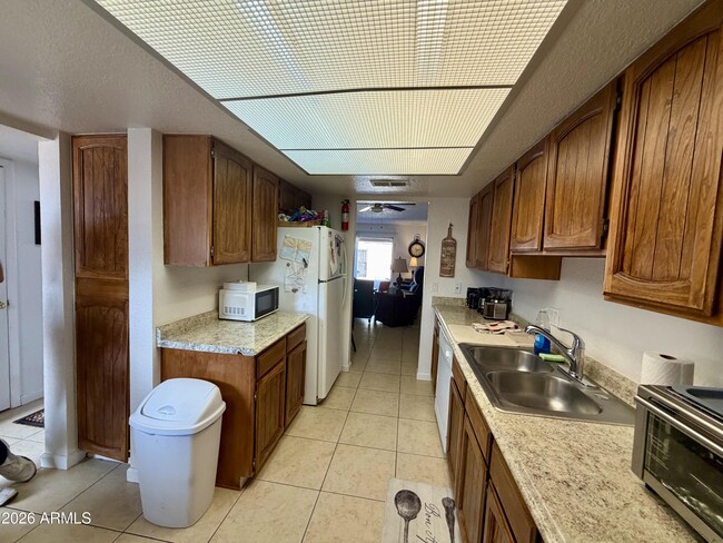 Photo - 1510 E 26th Ln