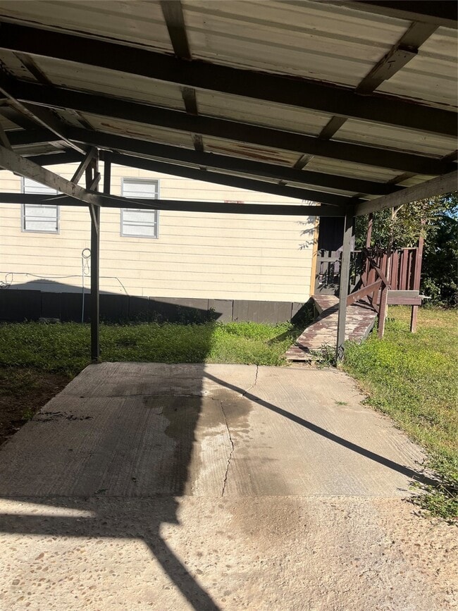 Photo - 111 7th St