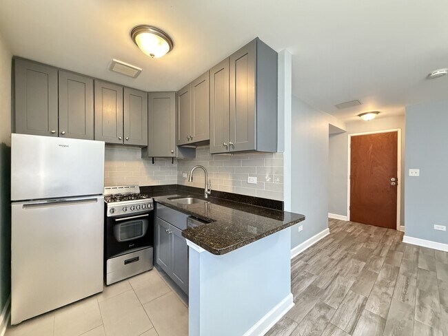 Photo - 663 W Grace St Unit 701