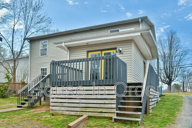 Photo - 580 Fairview Rd