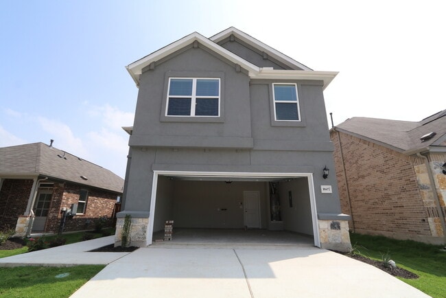 Photo - 1607 Alana Falls Ave