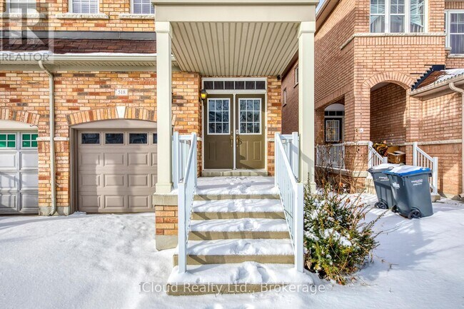 Photo - 518 Coach Dr