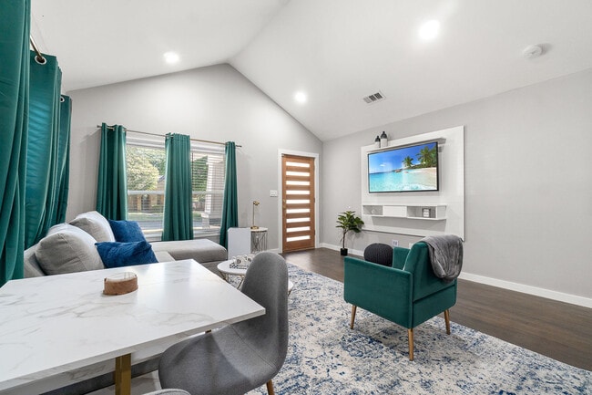 Photo - 1124 Brunner Ave Unidad ID1018235P