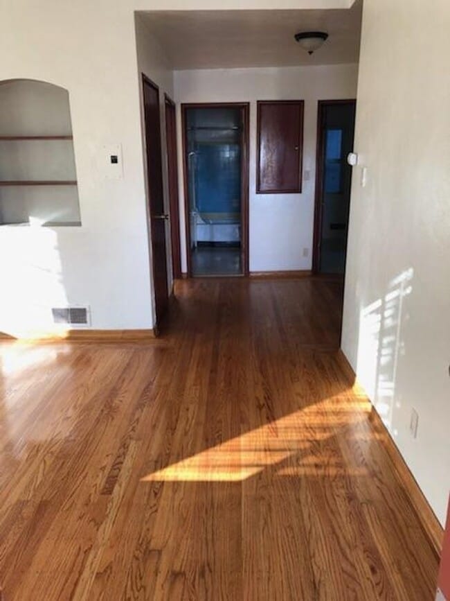 2109 Cedar St Unidad D