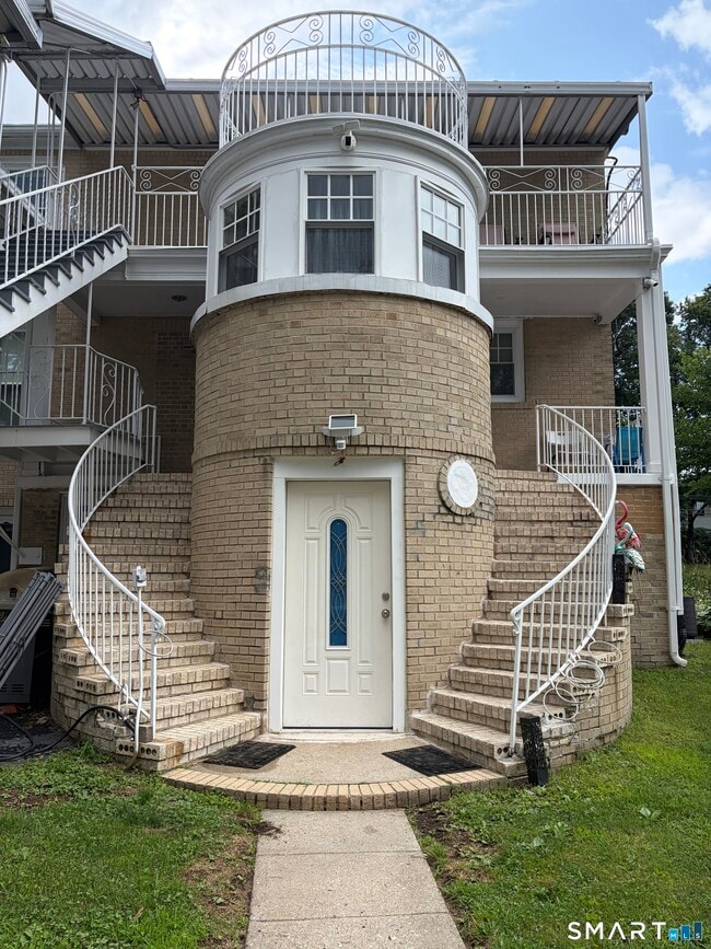 Photo - 125 Atwater Ave