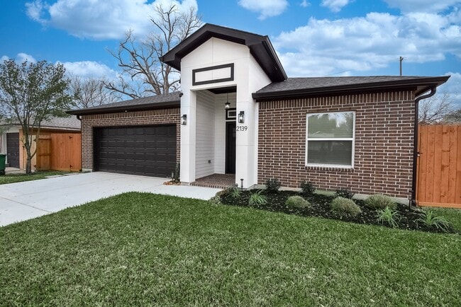 Photo - 2139 Counter Point Dr