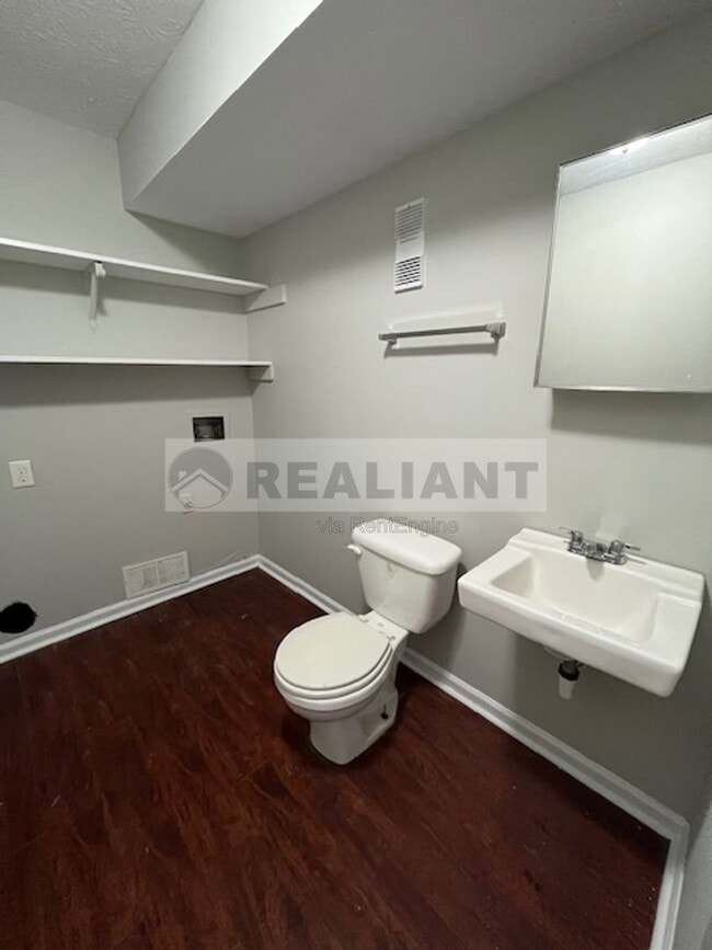 425 Lenney Dr Unidad 4