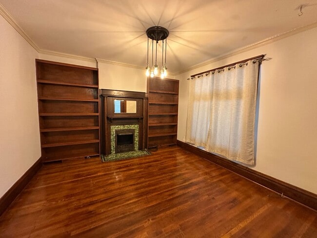 Photo - Short North / Victorian Village Single Family House!