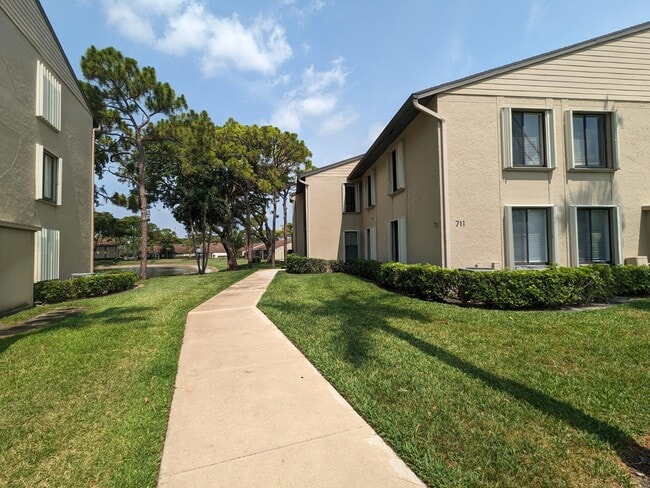Photo - 711 Sunny Pine Way Unit B1