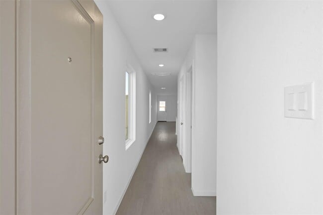 Photo - 18243 Via Aurelia Dr