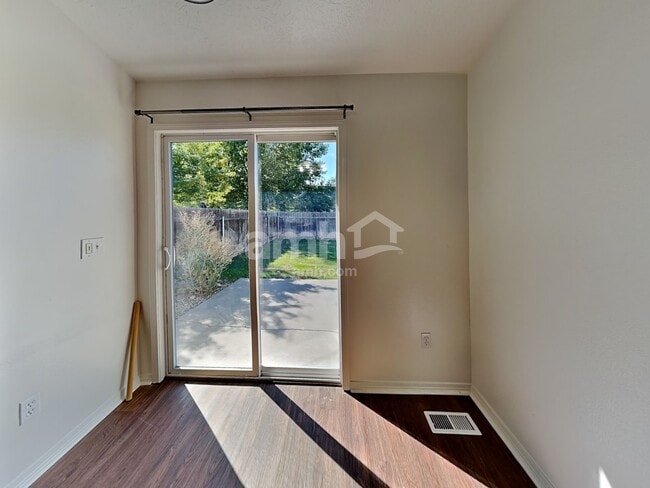 Photo - 3261 N Maplestone Ave