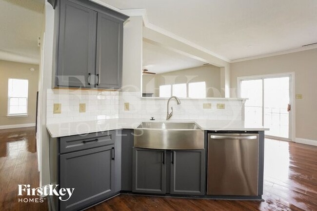 Photo - 9486 Lantern Ln