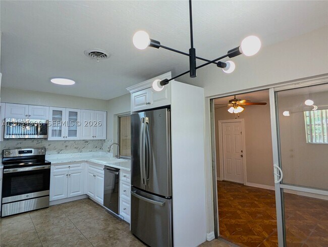 Photo - 5821 NW 12th St
