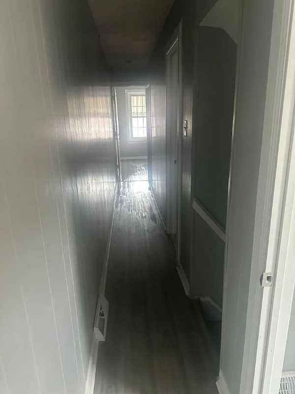 Photo - 828 Beatty St