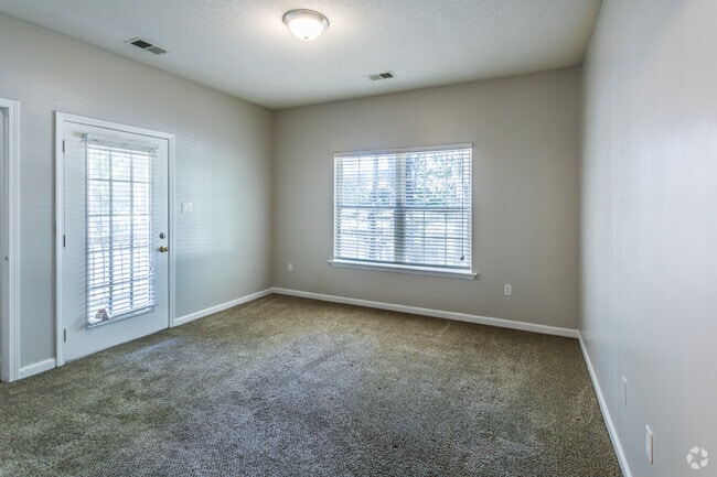 2BR, 2BA - 1,078SF - Primary Bedroom
