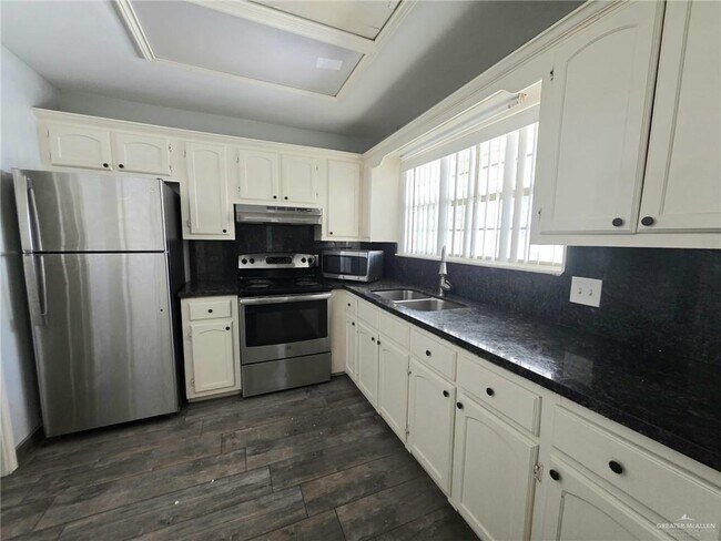 Photo - 11 Ashley Pl Unit 3009