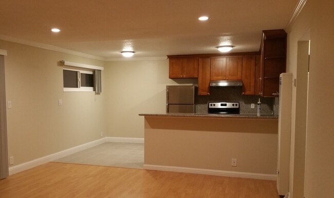 Photo - 609 Grand Fir Ave Unit Apt 7