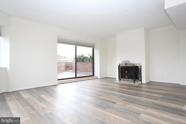 Photo - 1015 33rd St NW Unidad 814