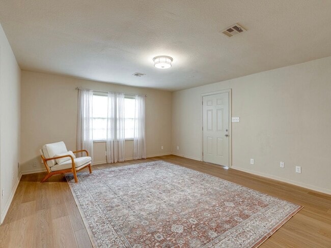 Photo - 1031 S Stockton Ave