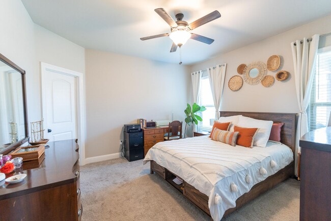 Photo - 3bed/ 2 bath home in Willow Heights