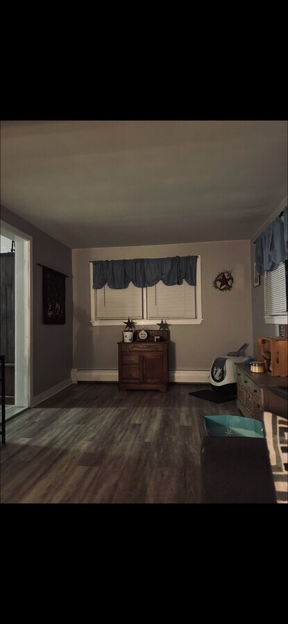 Photo - 245 Willimantic Rd