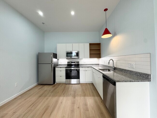 Photo - 517 Gillis St Condo Unit 303
