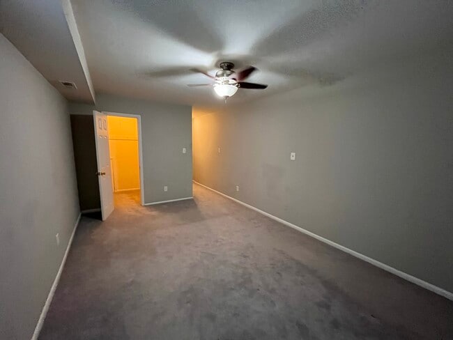 Master Bedroom - 3304 Woodburn Village Dr Unit 22