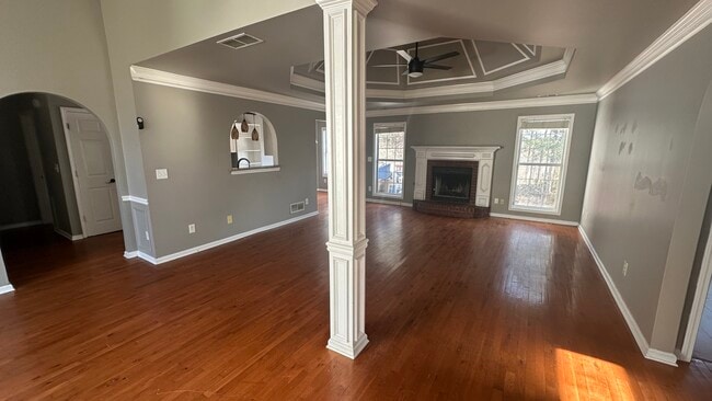 Building Photo - 212 Towler Dr